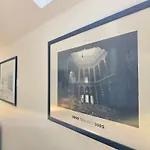 Hostel Leopold Chillout *