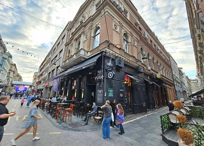 Hostel Leopold Chillout *